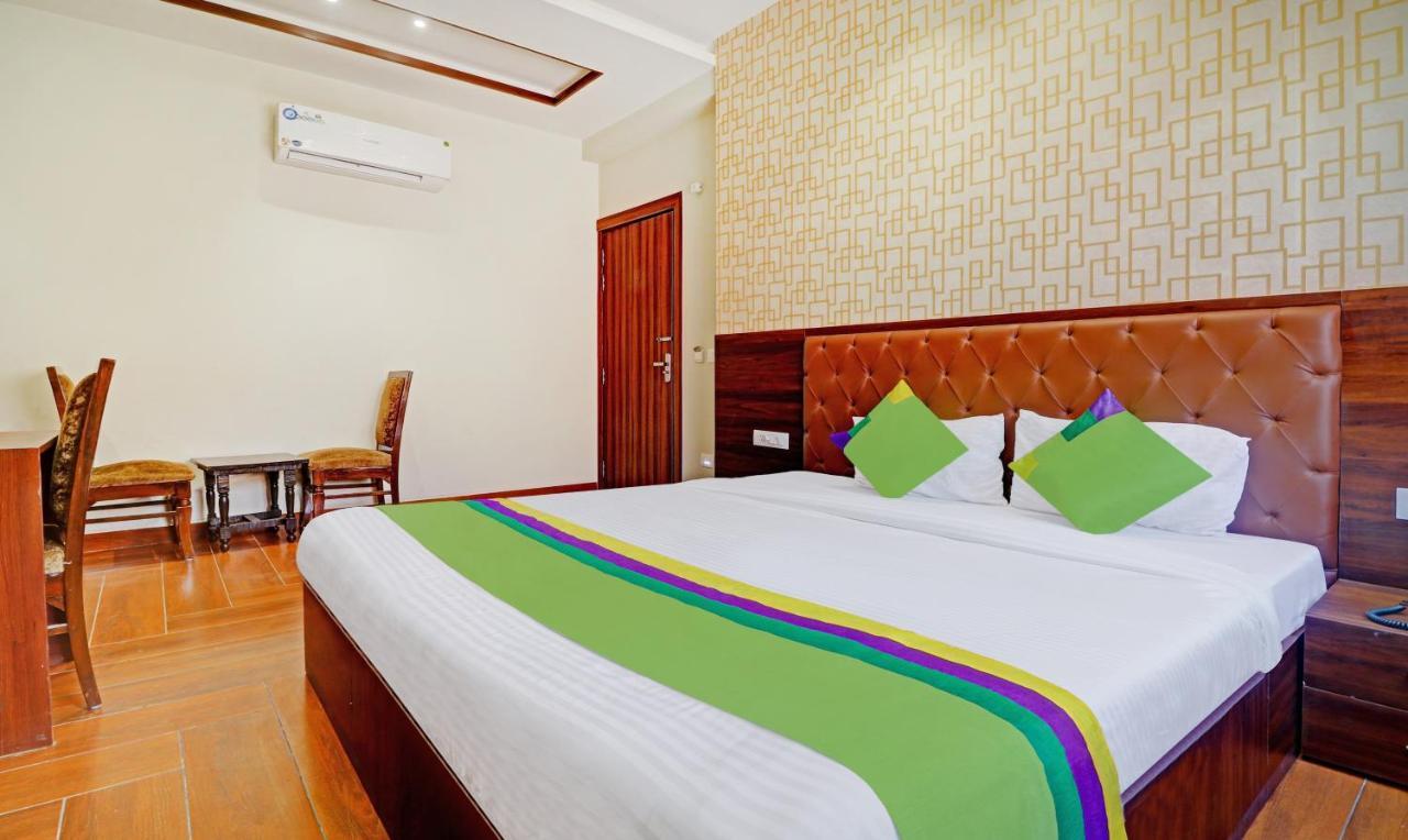 Treebo Trend Gt Palace Fatehabad Road Hotel Agra  Exterior photo