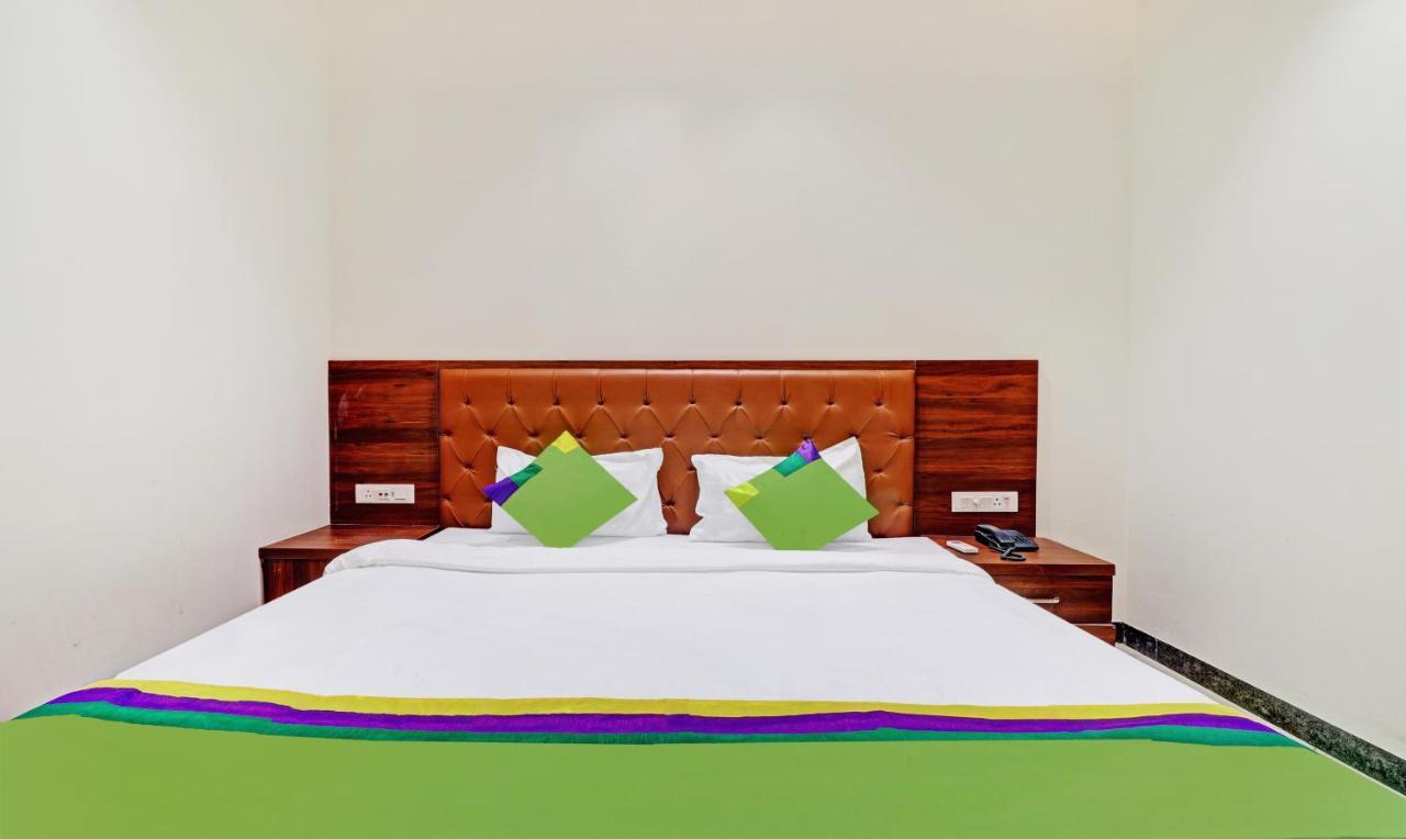 Treebo Trend Gt Palace Fatehabad Road Hotel Agra  Exterior photo
