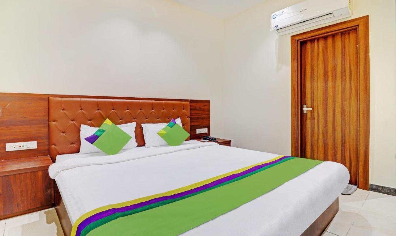 Treebo Trend Gt Palace Fatehabad Road Hotel Agra  Exterior photo