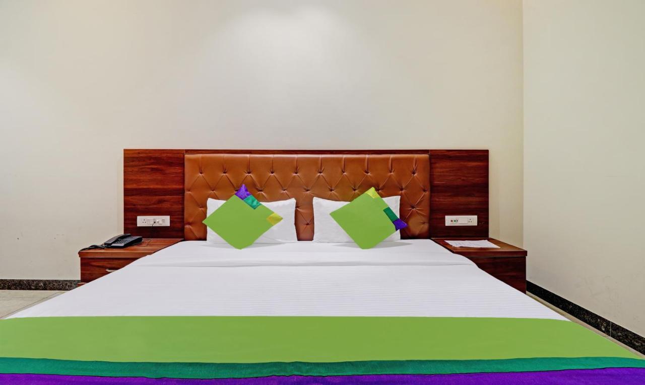 Treebo Trend Gt Palace Fatehabad Road Hotel Agra  Exterior photo