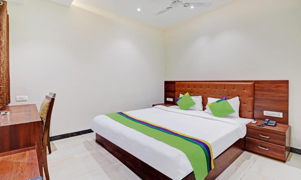 Treebo Trend Gt Palace Fatehabad Road Hotel Agra  Exterior photo