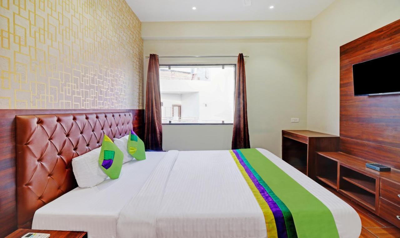 Treebo Trend Gt Palace Fatehabad Road Hotel Agra  Exterior photo